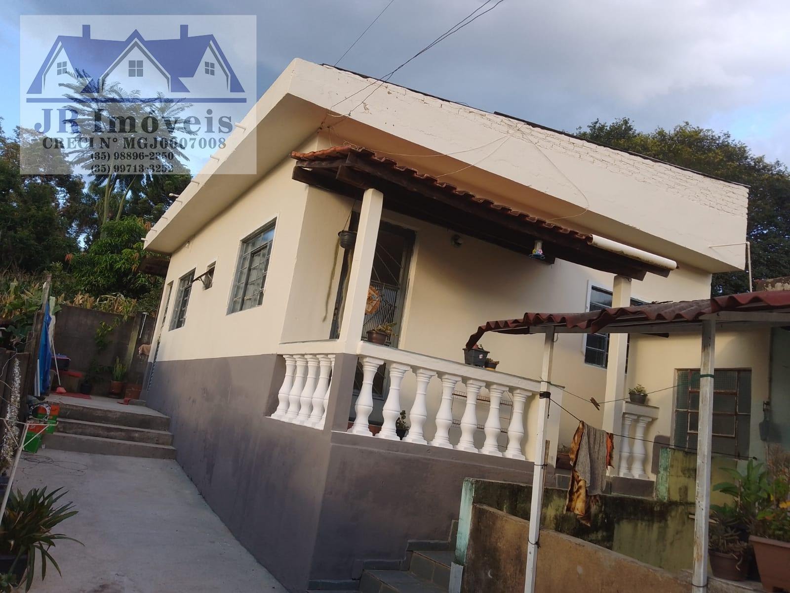 Casa à venda com 3 quartos no Centro, Pedralva (MG) — foto 3 de 8