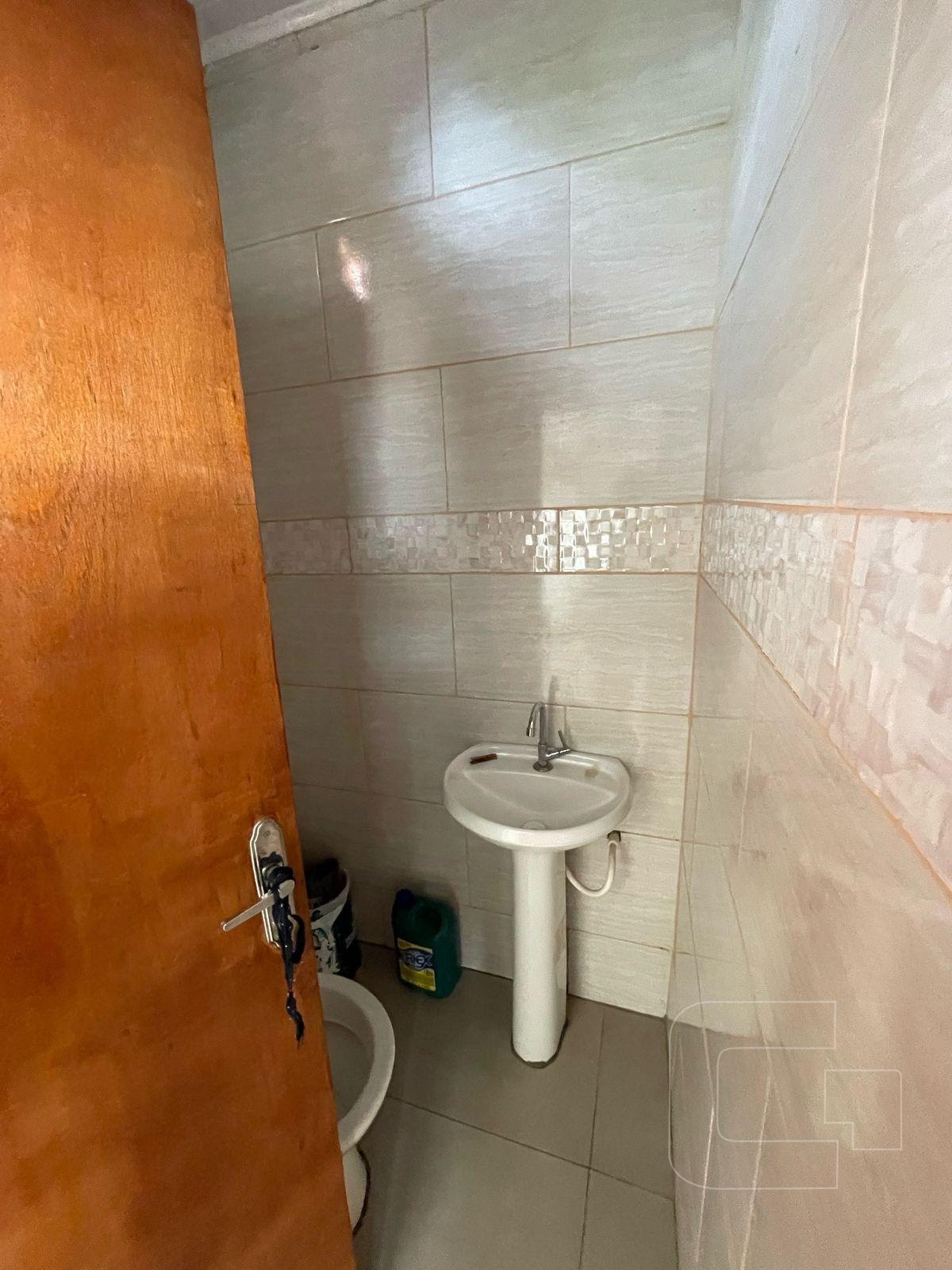 Casa à venda com 3 quartos, 4 vagas e 278m² no Jardim Flamingos, Apucarana (PR) — foto 20 de 26
