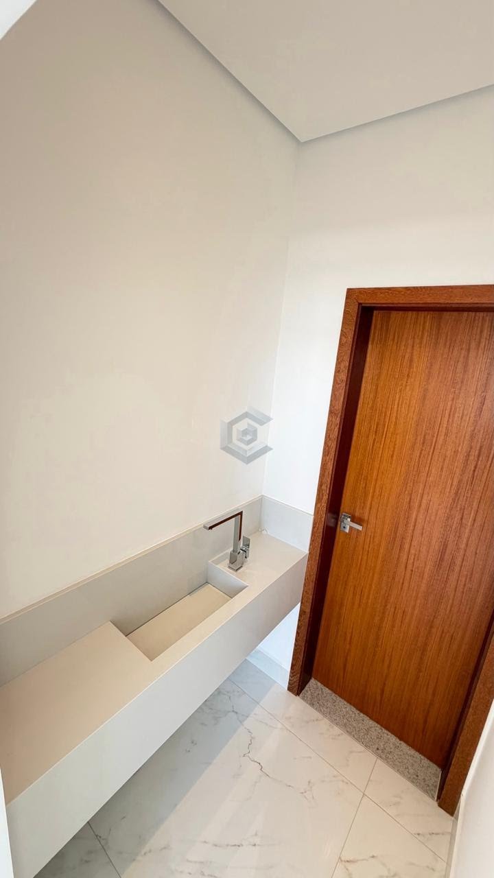 Casa à venda com 4 quartos, 4 suítes, 4 vagas e 210m² no Residencial Cyrela Landscape Esplanada, Votorantim (SP) — foto 2 de 16
