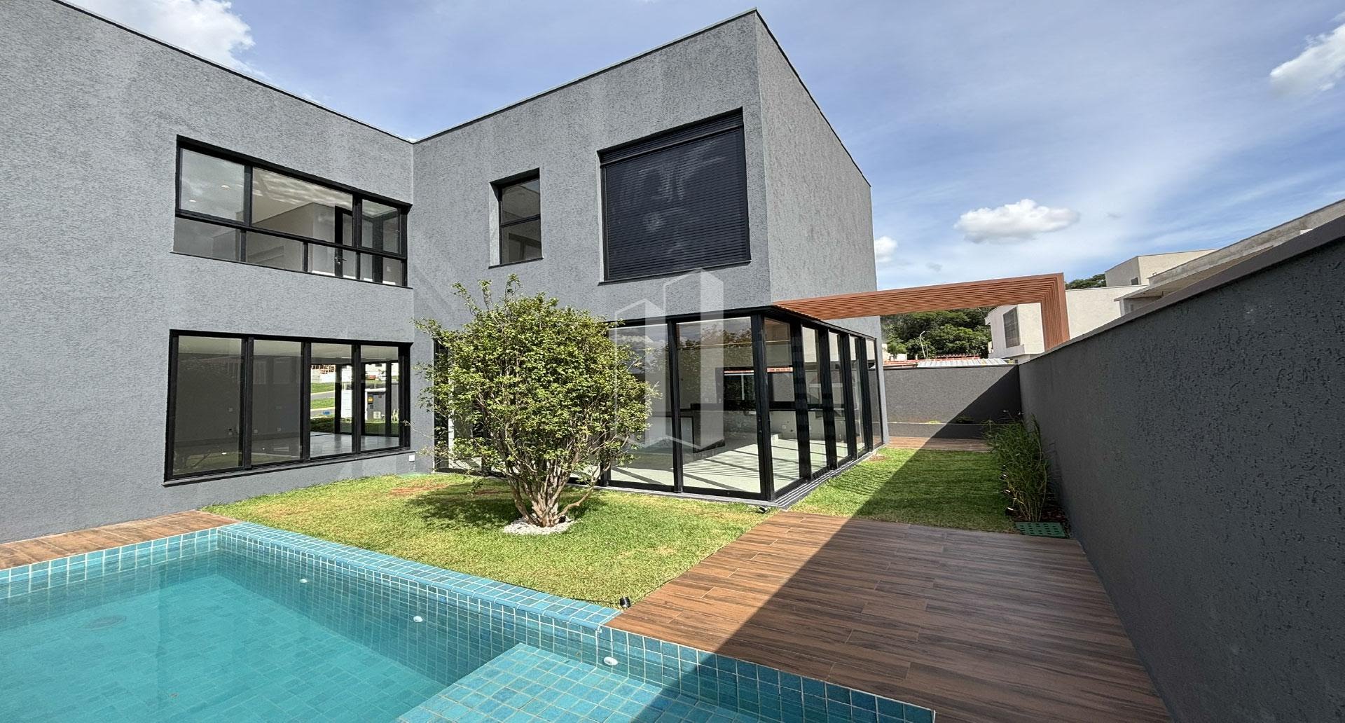 Casa à venda com 4 quartos, 4 suítes, 4 vagas e 284m² no Jardins França, Goiânia (GO) — foto 4 de 20