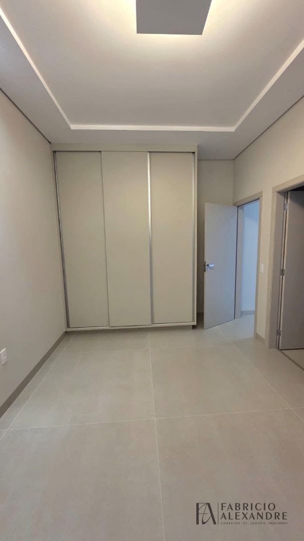 Casa à venda com 4 quartos, 4 suítes, 4 vagas e 260m² no Parque Residencial Damha VI, São José do Rio Preto (SP) — foto 9 de 28