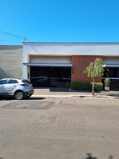 Sala comercial em Centro  -  Adamantina
