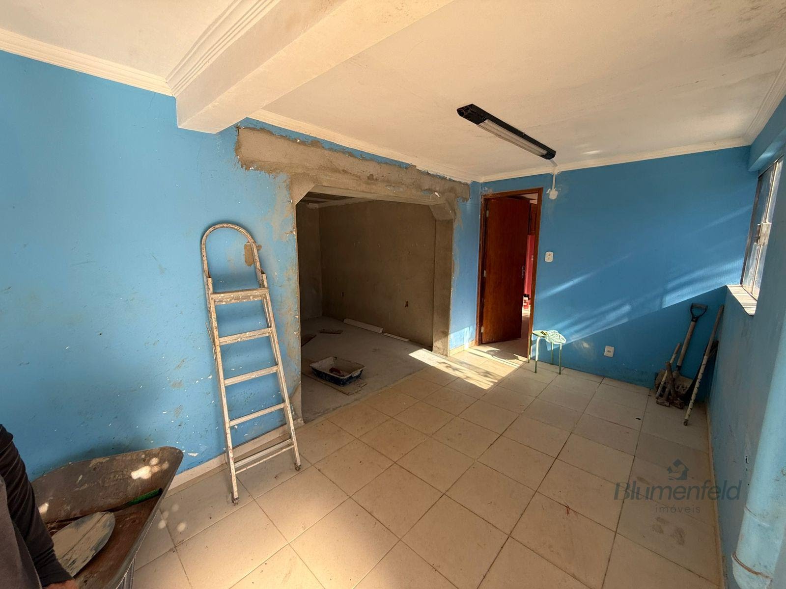 Casa à venda com 3 quartos, 1 suíte, 3 vagas e 305m² no Arujá Country Club, Arujá (SP) — foto 4 de 25