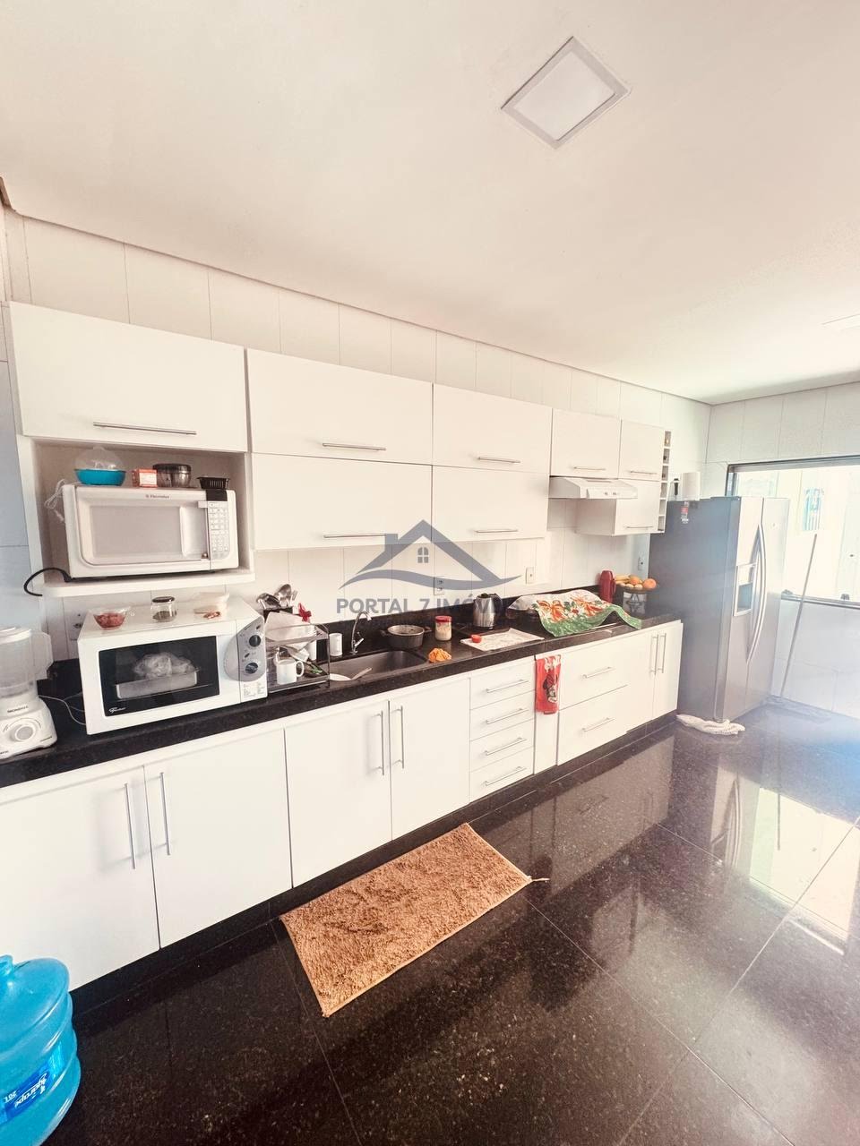 Casa à venda com 3 quartos, 2 suítes, 4 vagas e 360m² no Iporanga, Sete Lagoas (MG) — foto 9 de 27