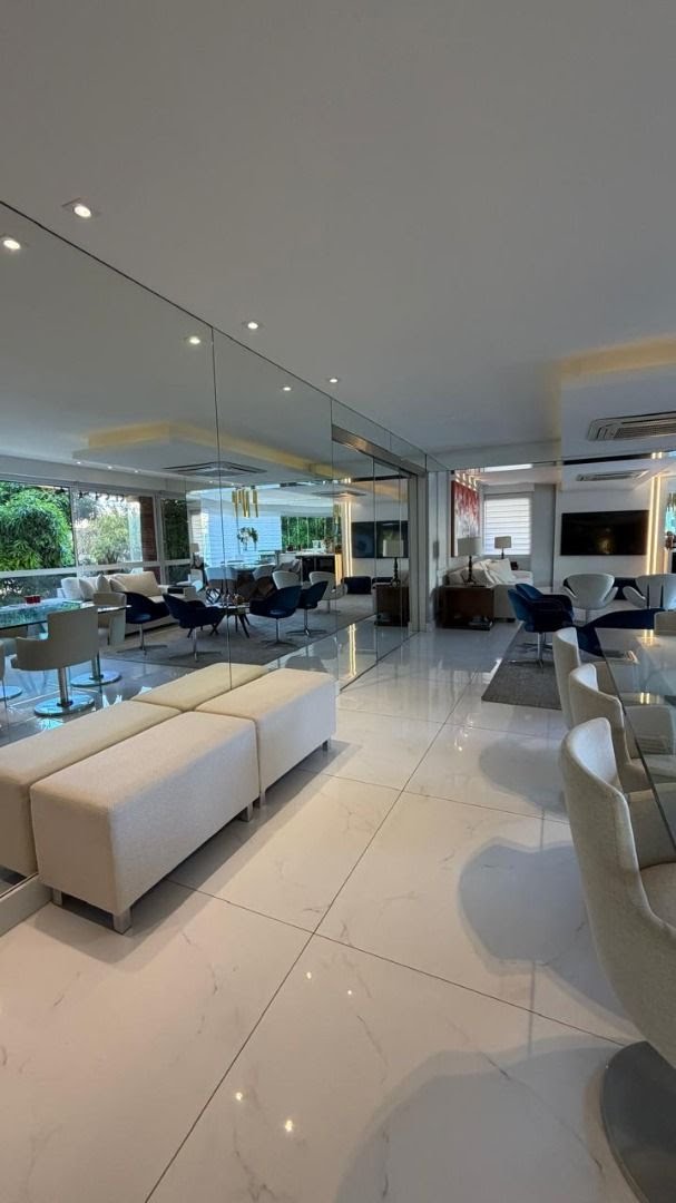 Apartamento à venda com 3 quartos, 3 suítes, 2 vagas e 250m² no Casa Forte, Recife (PE) — foto 3 de 30