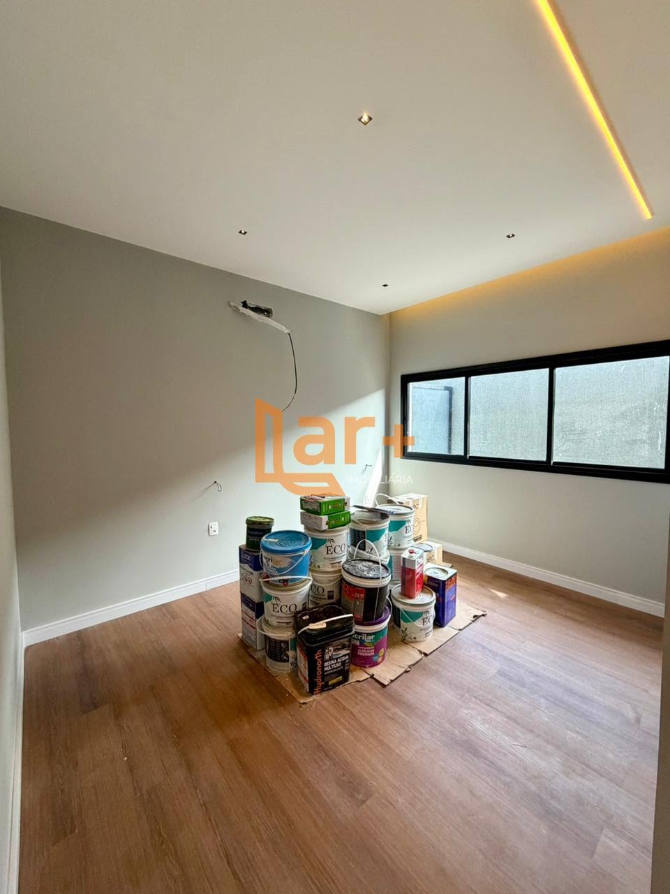 Casa à venda com 3 quartos, 3 suítes, 4 vagas e 212m² no Robalo, Aracaju (SE) — foto 4 de 13