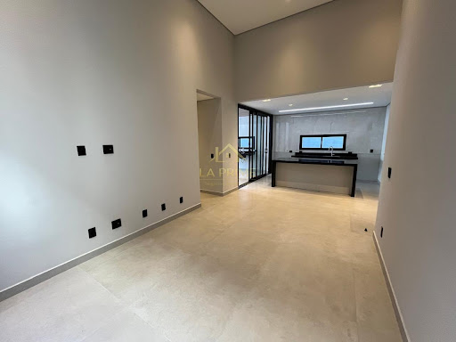 Casa em Condomínio em Votorantim em Sorocaba, 166m², 03 dormitórios, 03 suíte , 04 vagas de garagem.