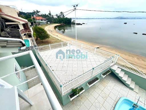 Casa em Ponta de Baixo  -  São José