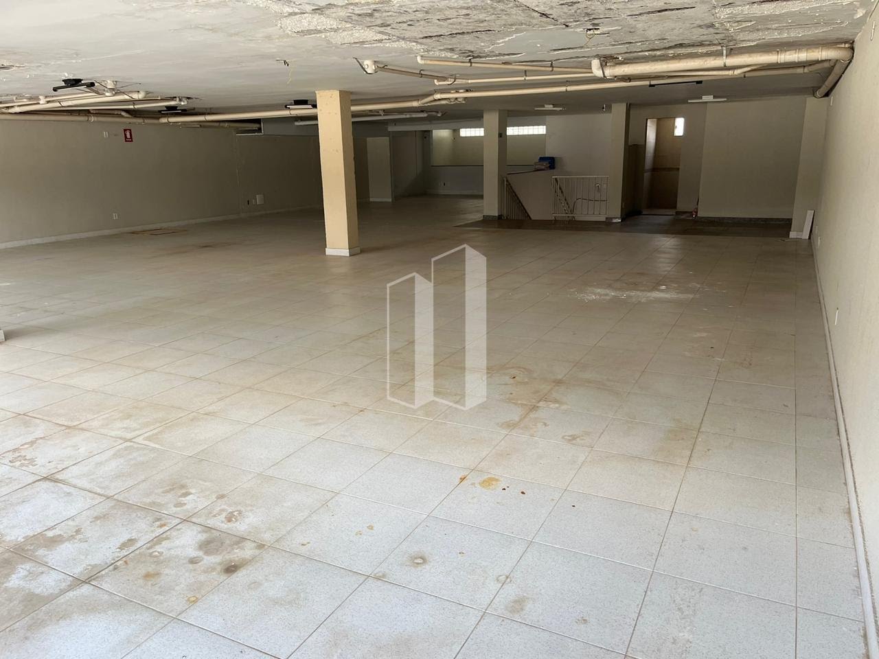 Comercial à venda com 5 banheiros, 8 vagas e 1200m² no Setor Bela Vista, Goiânia (GO) — foto 19 de 30