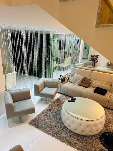 Sala - Casa Vargem Pequena - Trinità Imobiliária