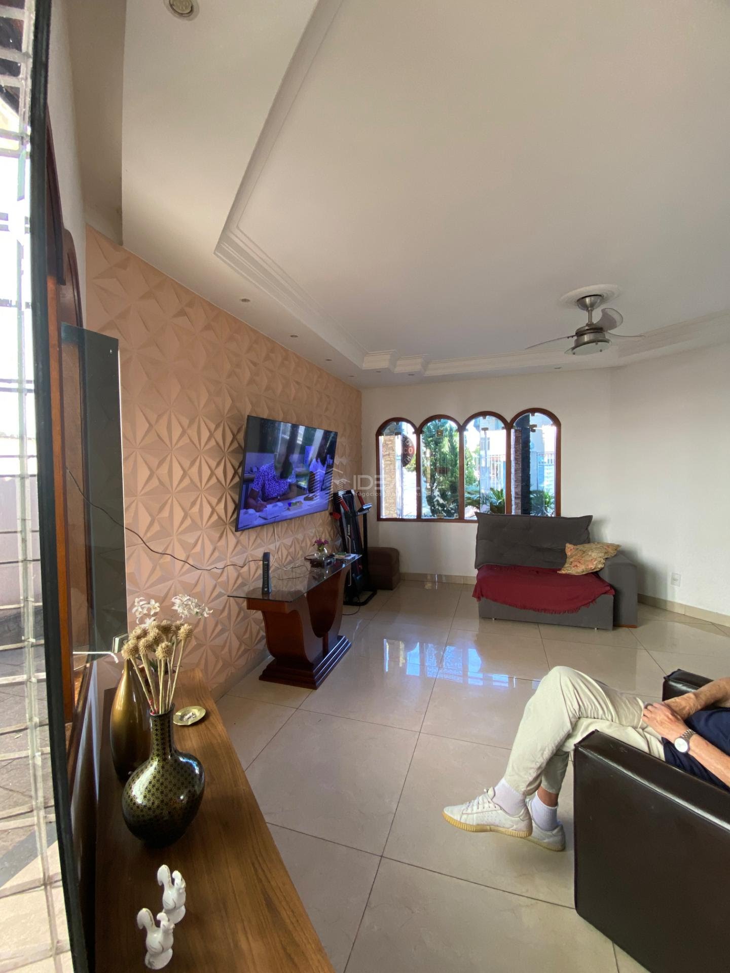 Casa à venda com 3 quartos, 1 suíte, 6 vagas e 250m² no Parque Oliveira Botelho, Campos dos Goytacazes (RJ) — foto 12 de 25