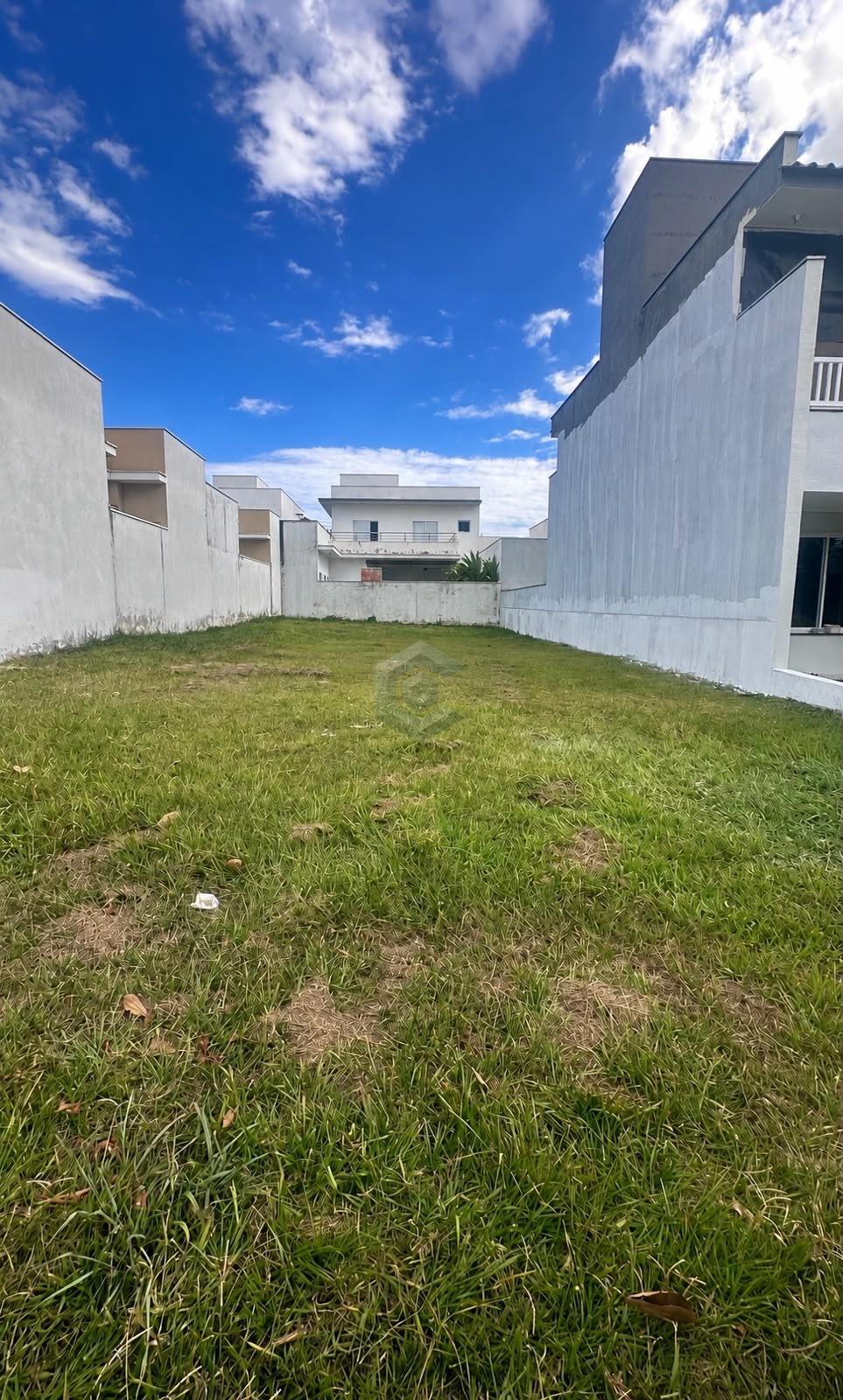 Terreno à venda com 250m² de terreno no Ibiti Royal Park, Sorocaba (SP) — foto 2 de 2