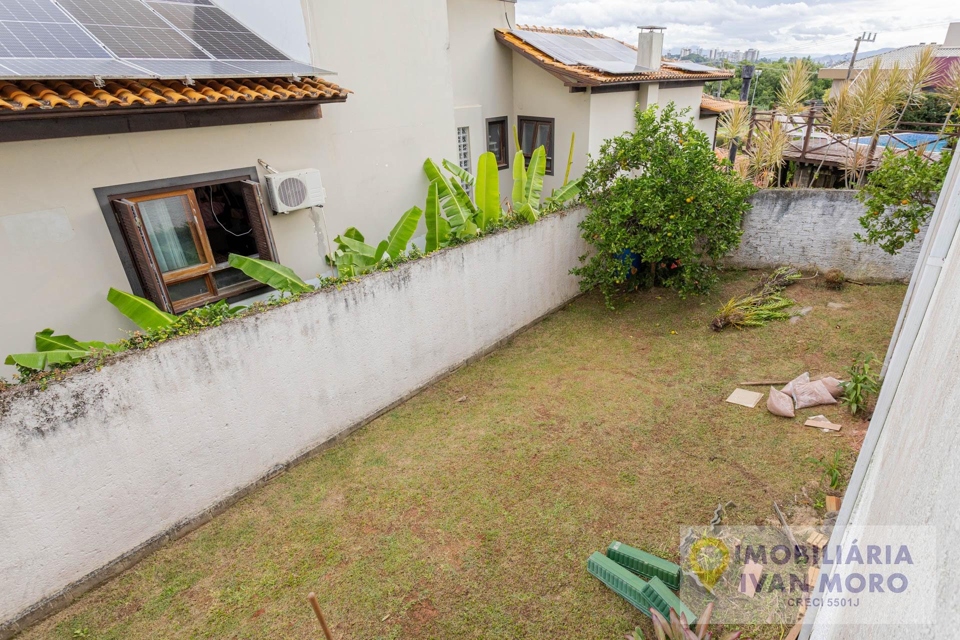 Casa à venda com 3 quartos, 1 suíte, 3 vagas e 233m² no João Paulo, Florianópolis (SC) — foto 25 de 27