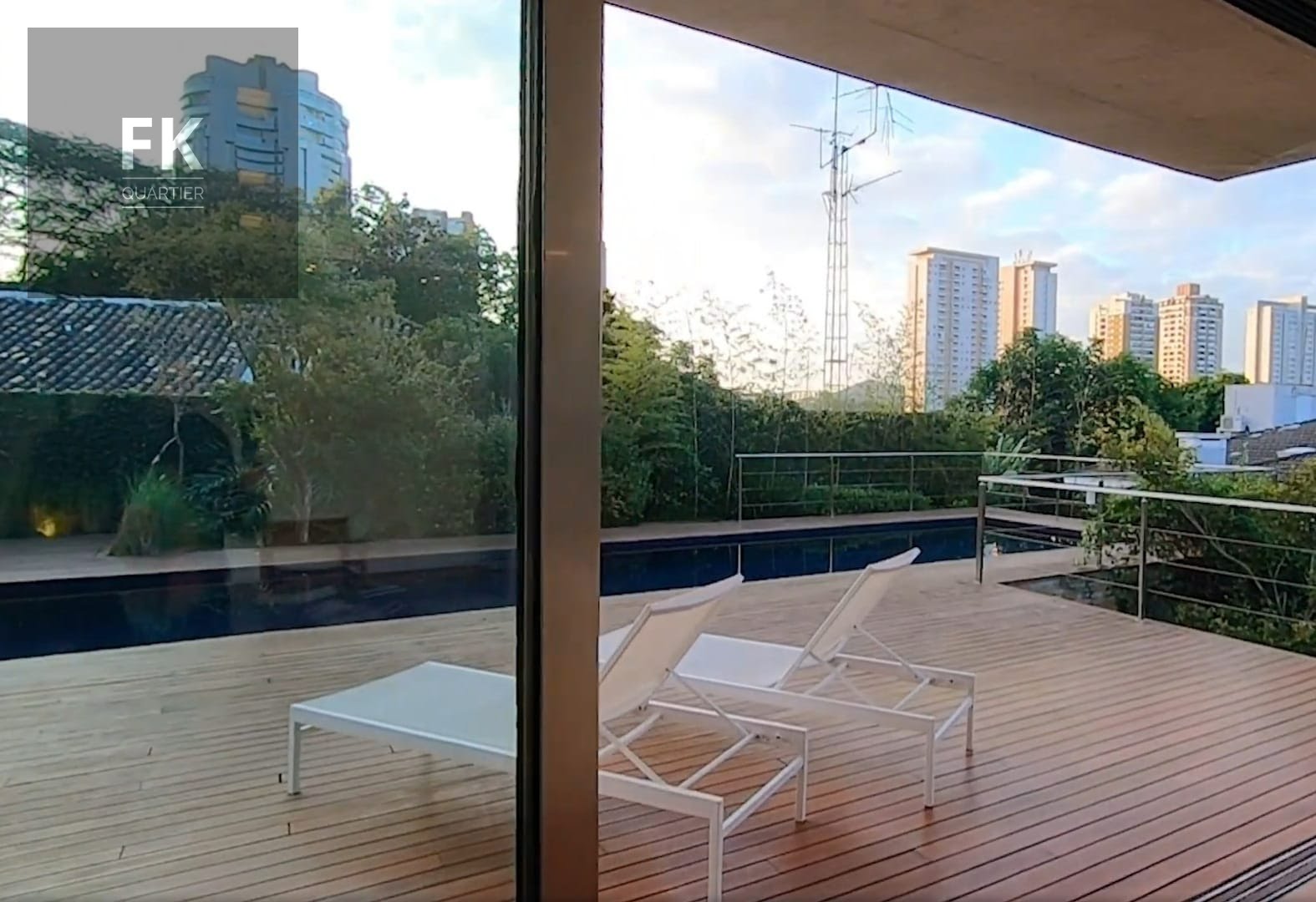 Casa à venda com 4 quartos, 4 suítes, 4 vagas e 1085m² no Alphaville Residencial Um, Barueri (SP) — foto 23 de 23