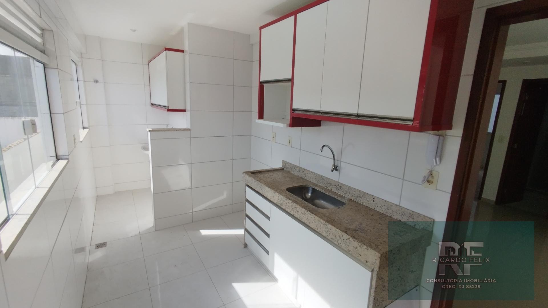 Apartamento à venda com 3 quartos, 1 suíte, 2 vagas e 95m² no Jardim Mariléa, Rio das Ostras (RJ) — foto 8 de 18