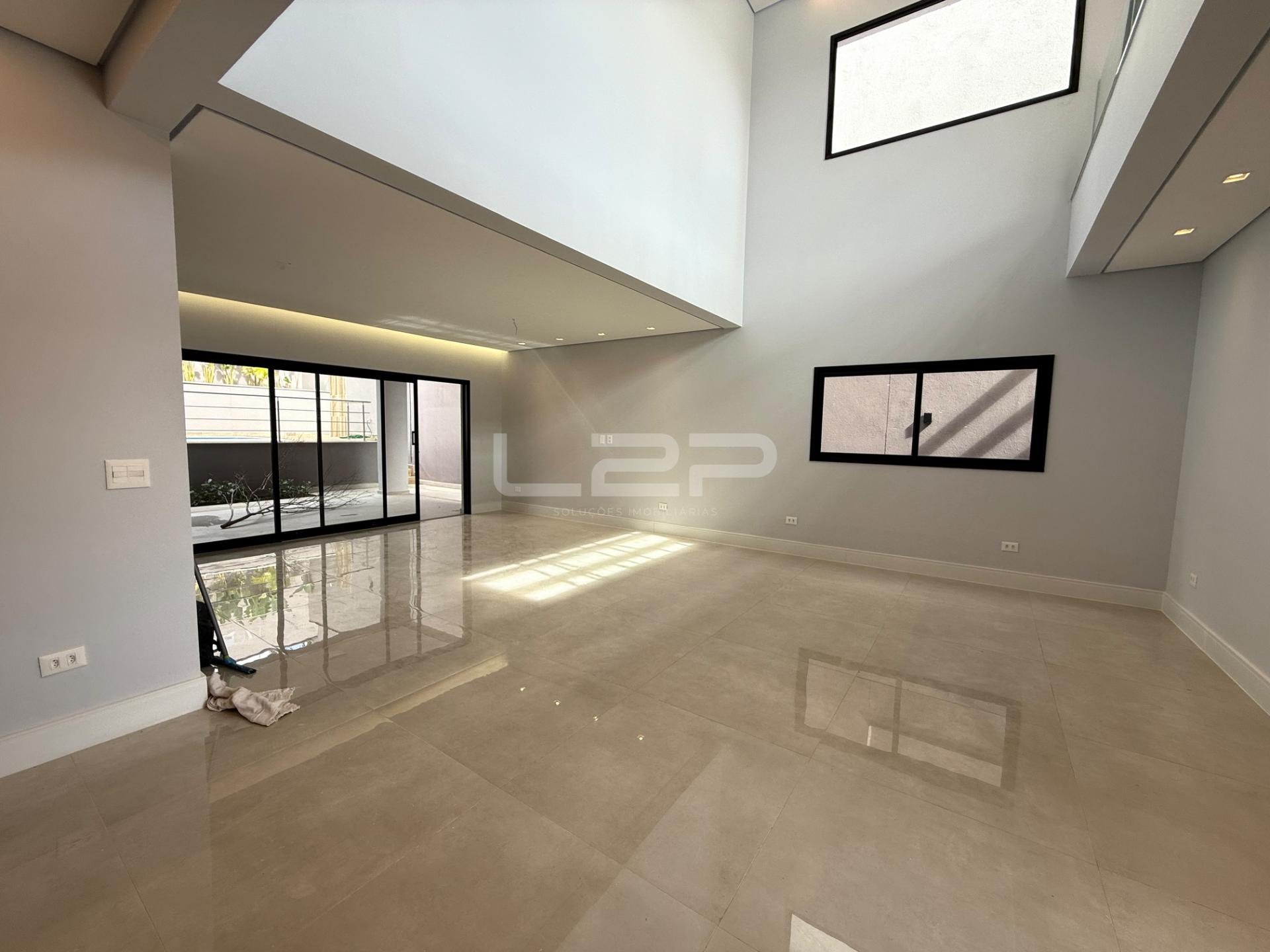 Casa à venda com 4 quartos, 3 suítes, 4 vagas e 253m² no Do Pinherinho, Itupeva (SP) — foto 10 de 30