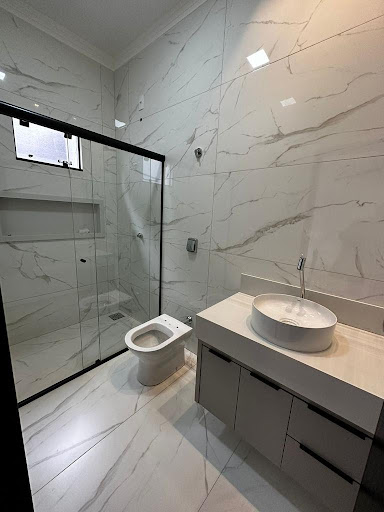 Casa 03 Dorm. em Setor Pausanes  -  Rio Verde