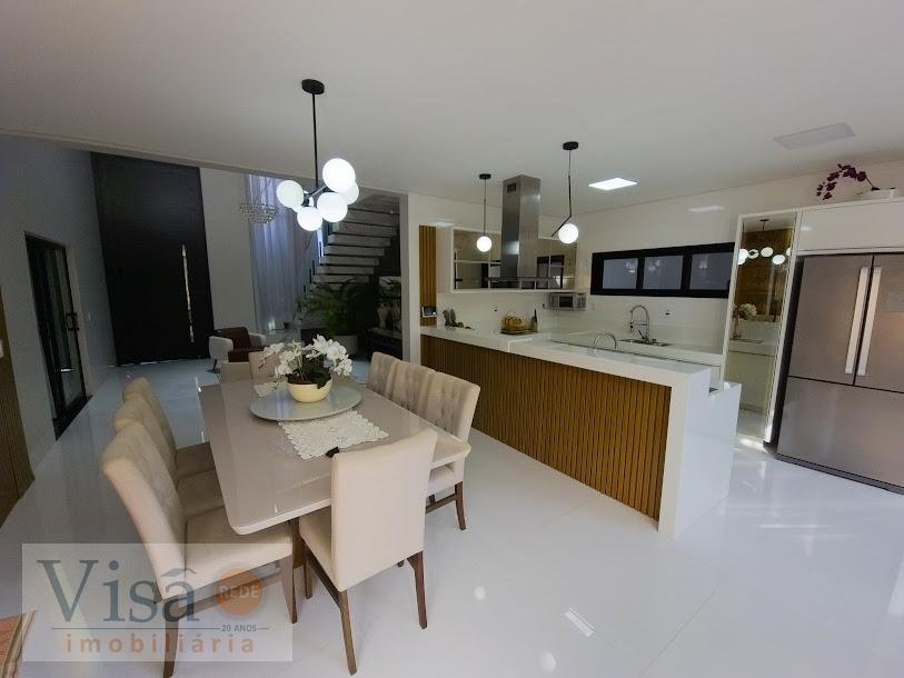 Casa à venda com 4 quartos, 4 suítes e 5 vagas no Centro, Paracatu (MG) — foto 9 de 30