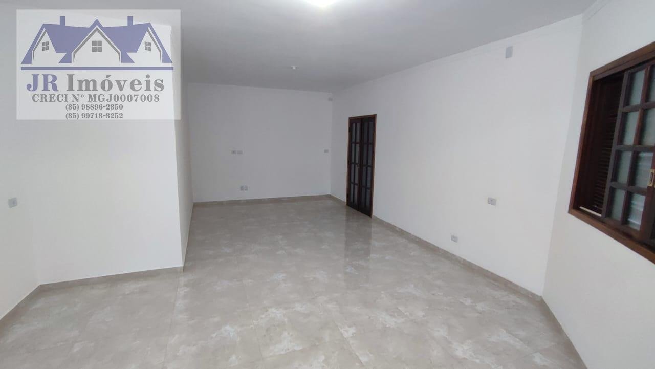 Casa à venda com 2 quartos, 1 suíte, 2 vagas e 280m² no Bps, Itajubá (MG) — foto 4 de 30