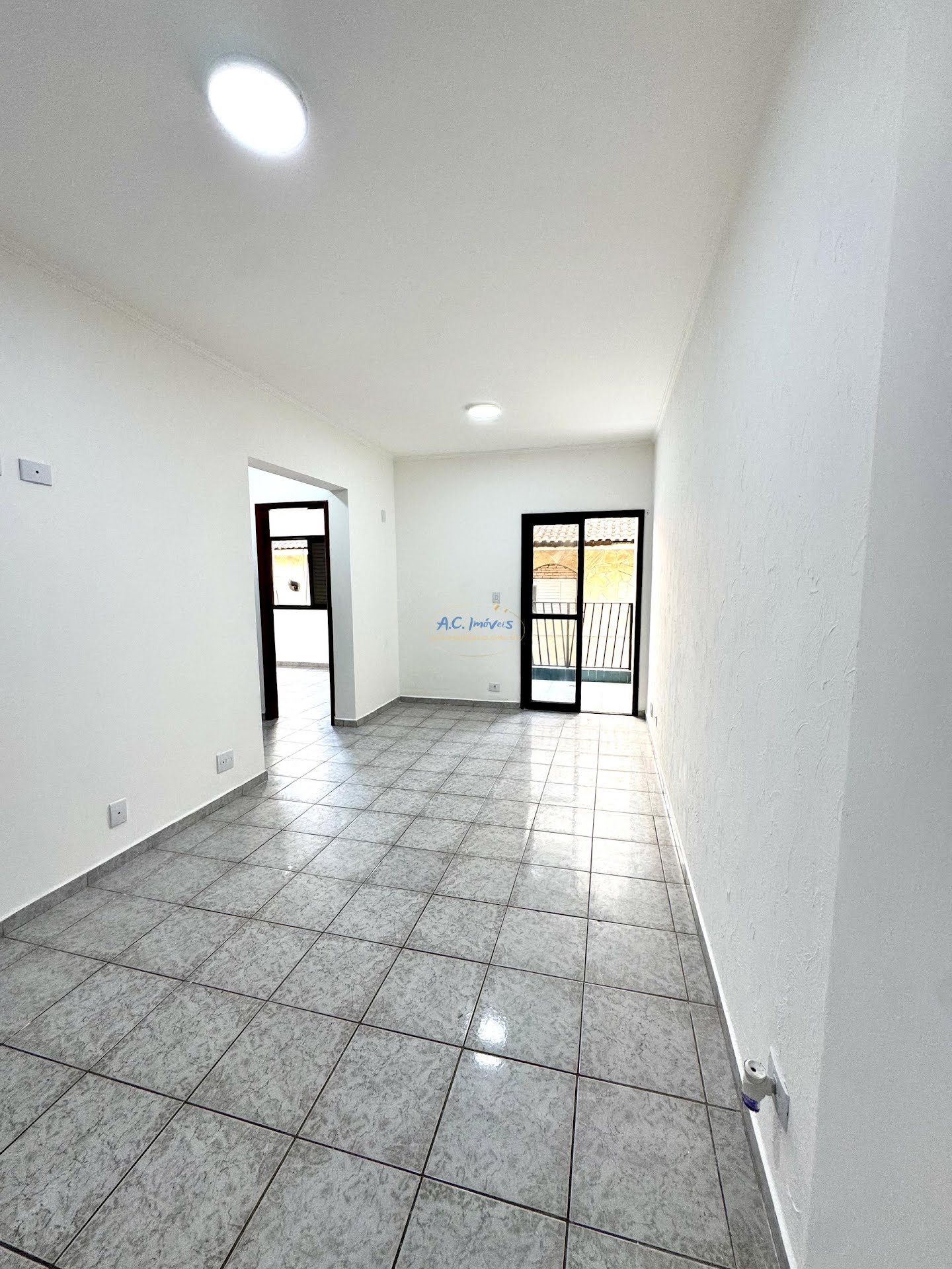 Apartamento à venda com 2 quartos, 1 suíte, 1 vaga e 70m² no Vila Assuncao, Praia Grande (SP) — foto 8 de 23