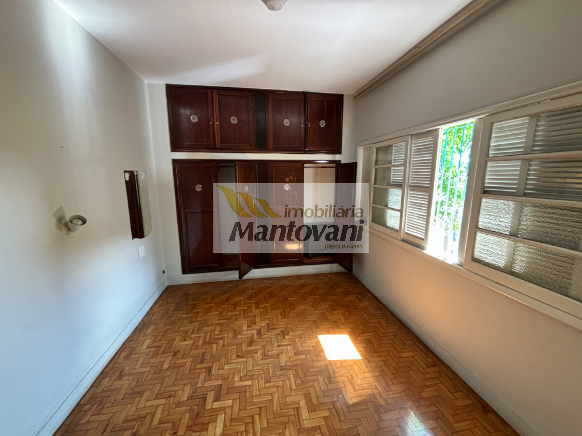 Casa à venda com 3 quartos, 1 suíte, 2 vagas e 270m² no Centro, Tatuí (SP) — foto 12 de 16