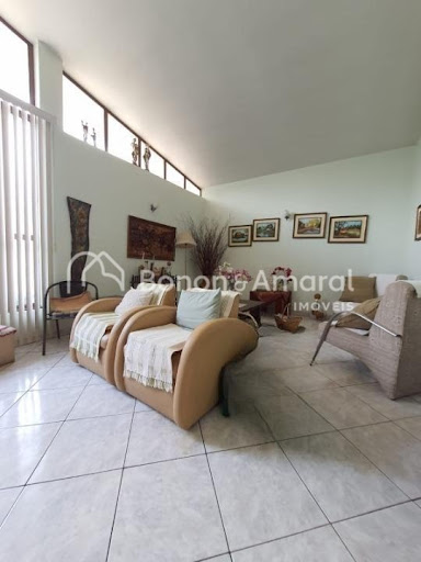 Casa, 3 quartos, 212 m² - Foto 9
