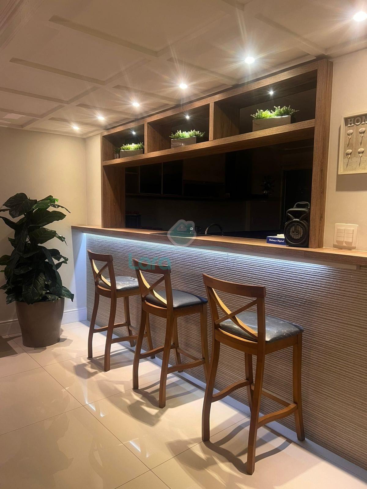 Cobertura à venda com 4 quartos, 4 suítes, 1 vaga e 480m² no Praia Campista, Macaé (RJ) — foto 2 de 30