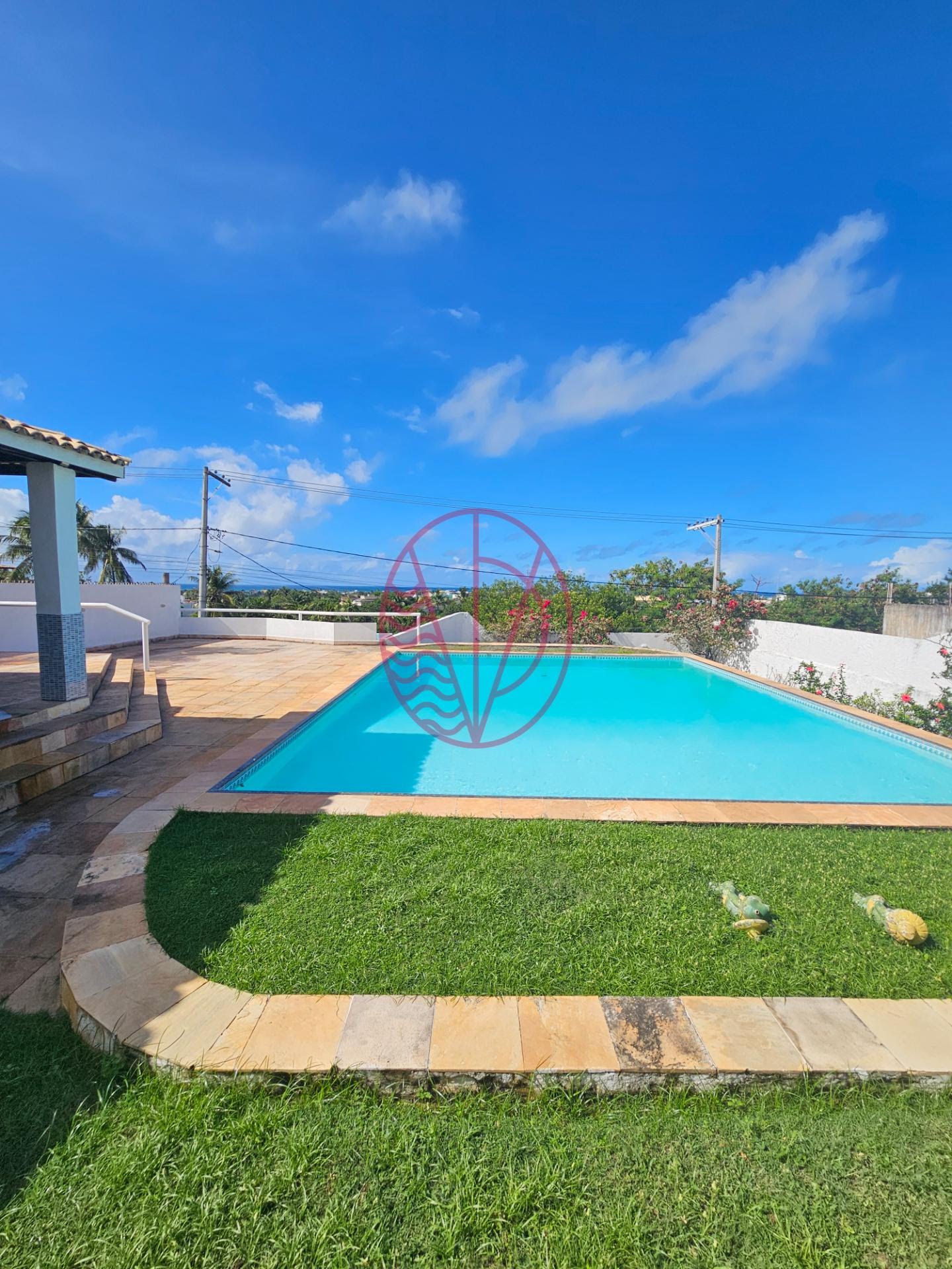 Casa à venda com 3 quartos, 6 banheiros, 2 vagas e 150m² no Jauá (abrantes), Camaçari — foto principal