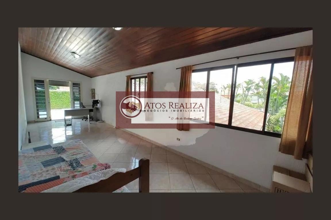 Casa à venda com 3 quartos, 1 suíte, 4 vagas e 206m² no Bolsão de Interlagos, São Paulo (SP) — foto 15 de 19