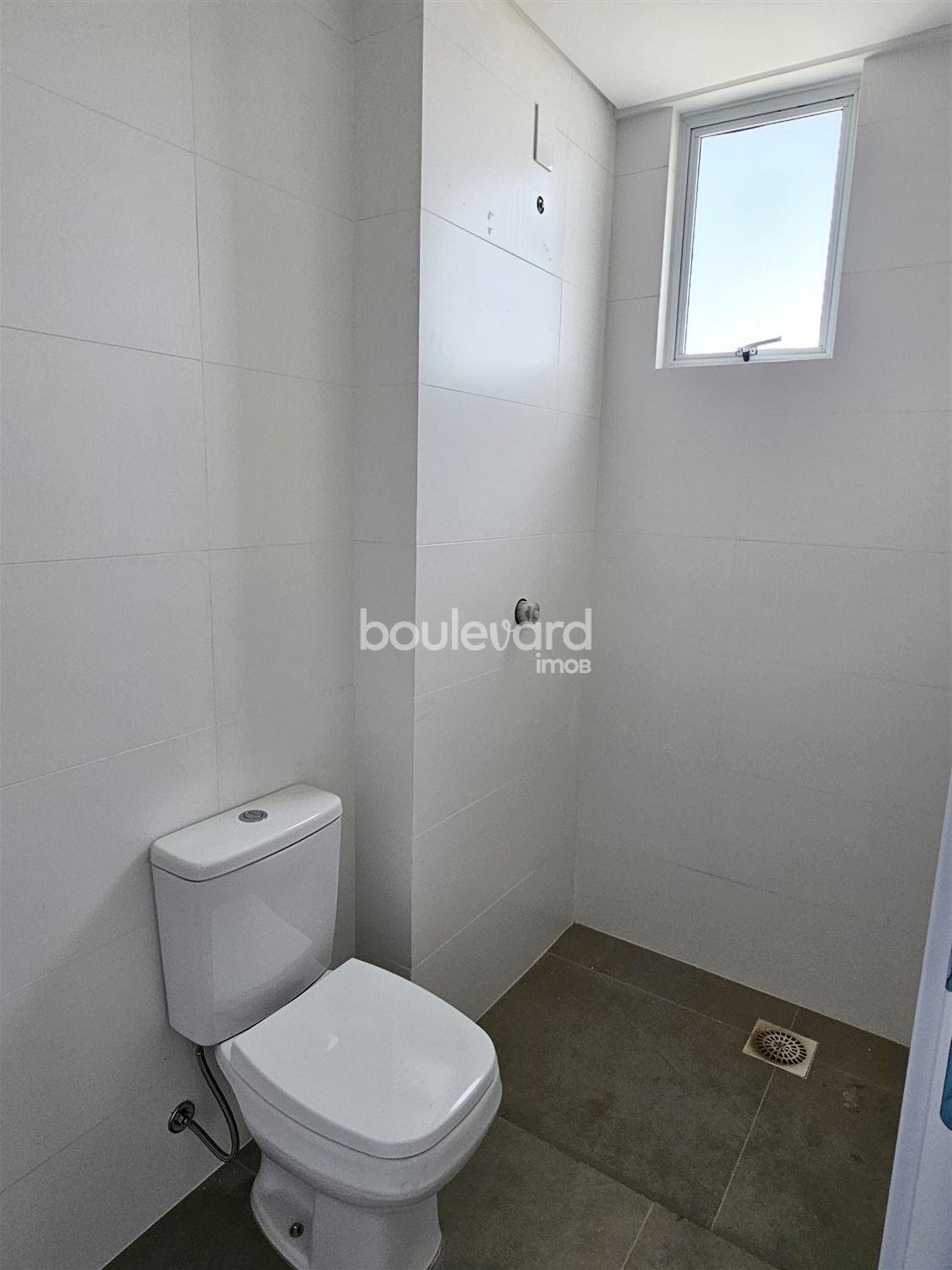 Apartamento à venda com 2 quartos, 1 suíte, 1 vaga e 70m² no Ipiranga, São José (SC) — foto 19 de 22