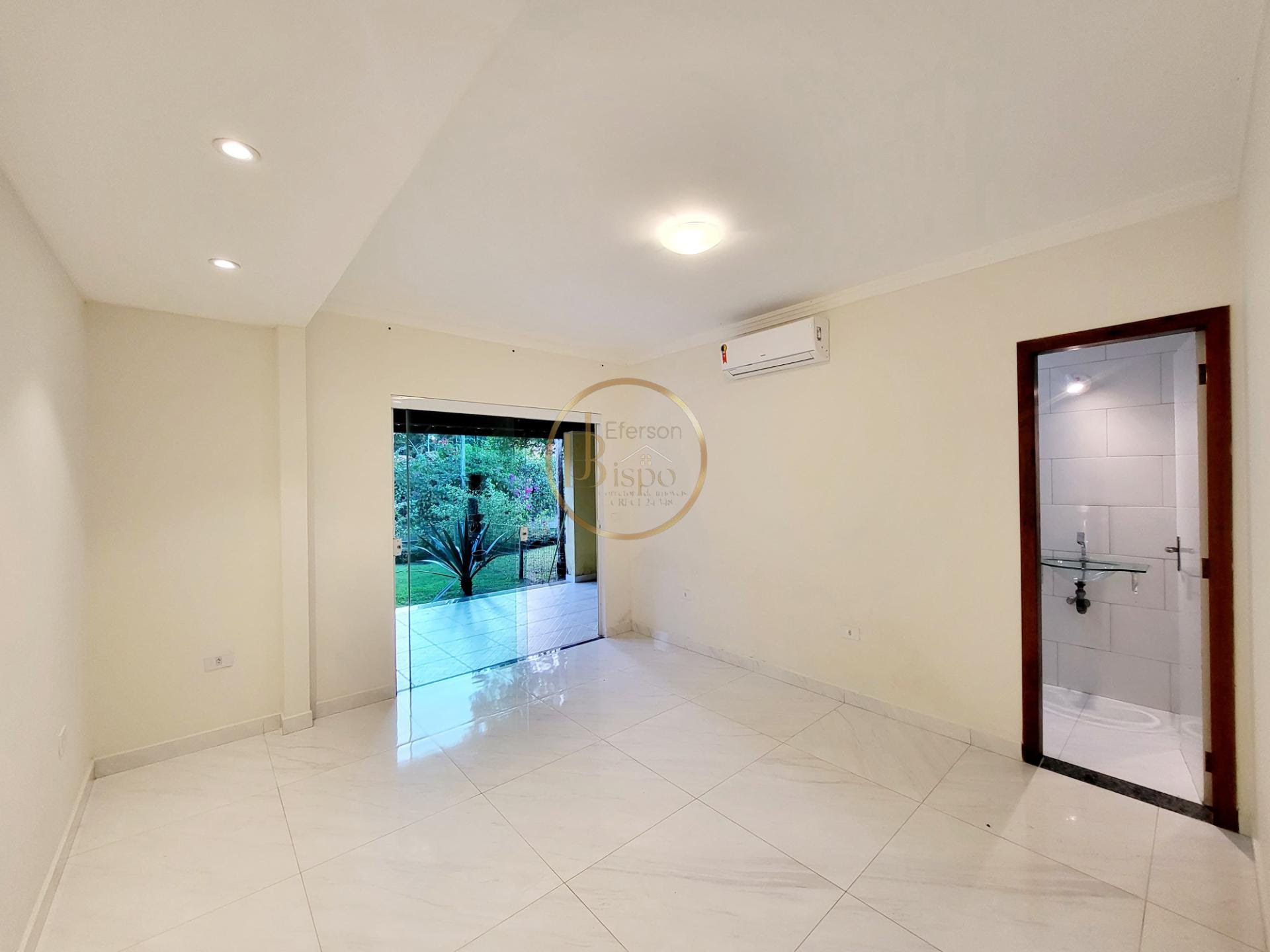 Casa à venda com 5 quartos, 2 suítes, 5 vagas e 250m² no Coroa Vermelha, Santa Cruz Cabrália (BA) — foto 12 de 16