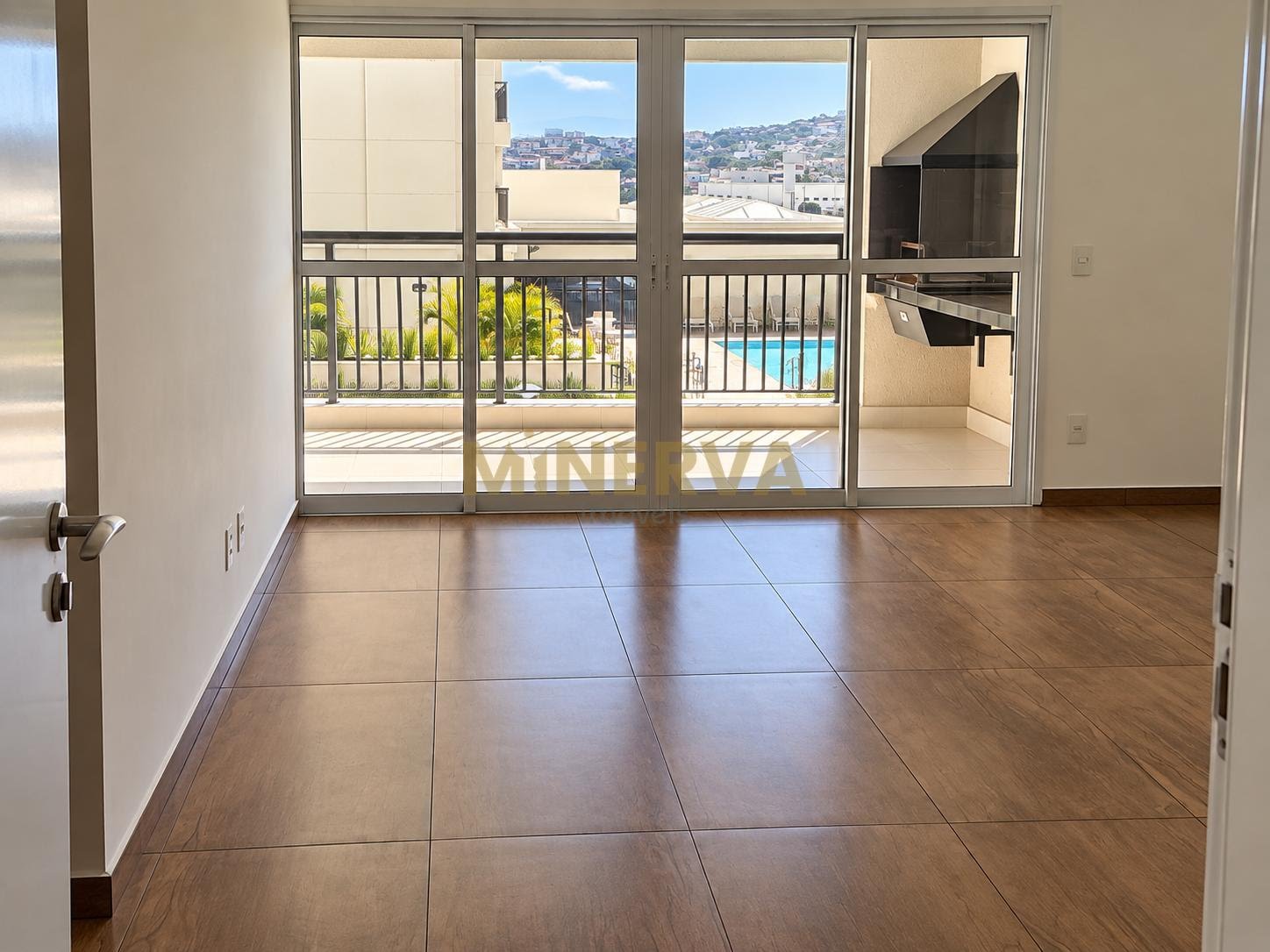 Apartamento para alugar com 4 quartos, 2 suítes, 2 vagas e 122m² no Jardim Flor da Montanha, Guarulhos (SP) — foto 3 de 16