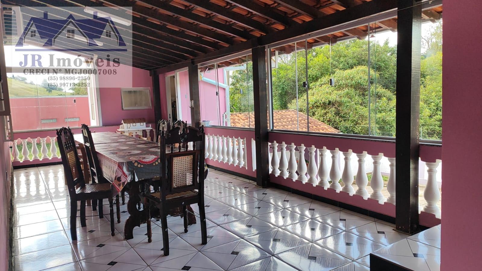 Casa à venda com 3 quartos, 1 suíte, 5 vagas e 1076m² no Estação, Piranguinho (MG) — foto 23 de 30