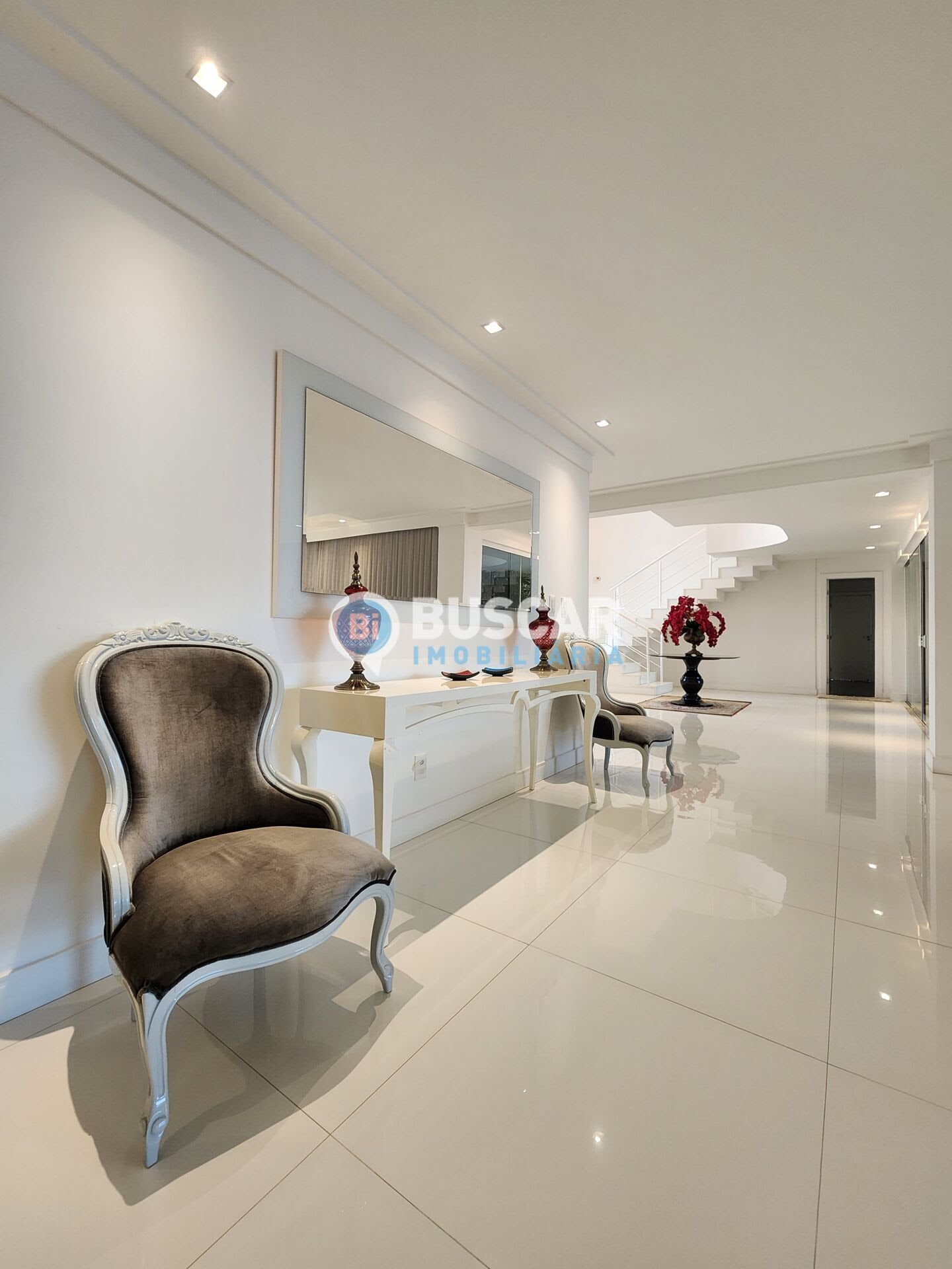 Casa à venda com 5 quartos, 5 suítes, 6 vagas e 1440m² no Papagaio, Feira de Santana (BA) — foto 12 de 30