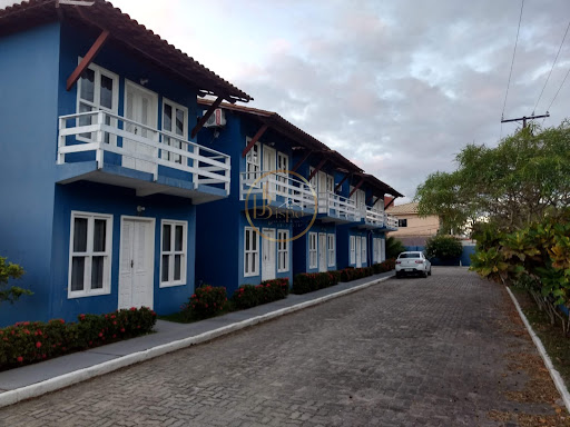 Apartamento 02 Dorm. em Taperapuan - Porto Seguro: 100M², 3 Dormitórios, 1 Suite, 2 Banheiros -