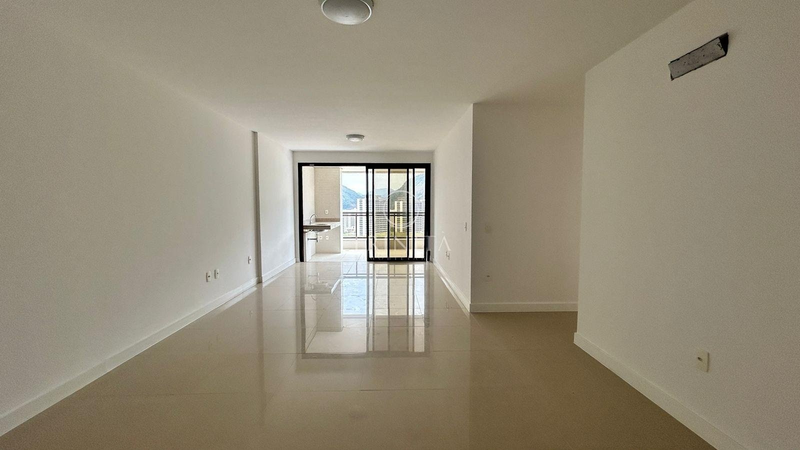 sala-trinitaimobiliaria-elos-ilhapura