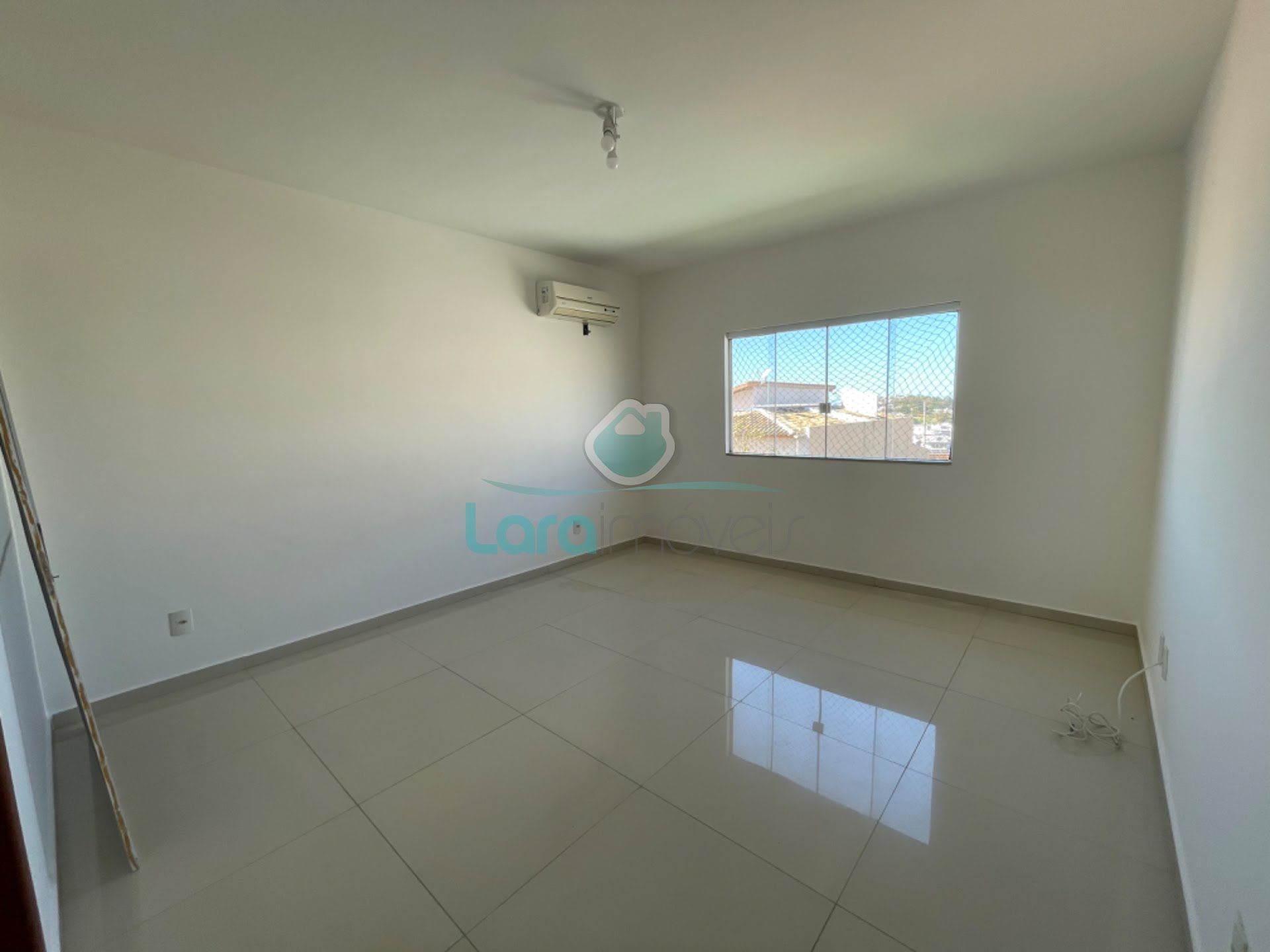 Casa à venda com 3 quartos, 3 suítes, 4 vagas e 182m² no Vale dos Cristais, Macaé (RJ) — foto 19 de 29
