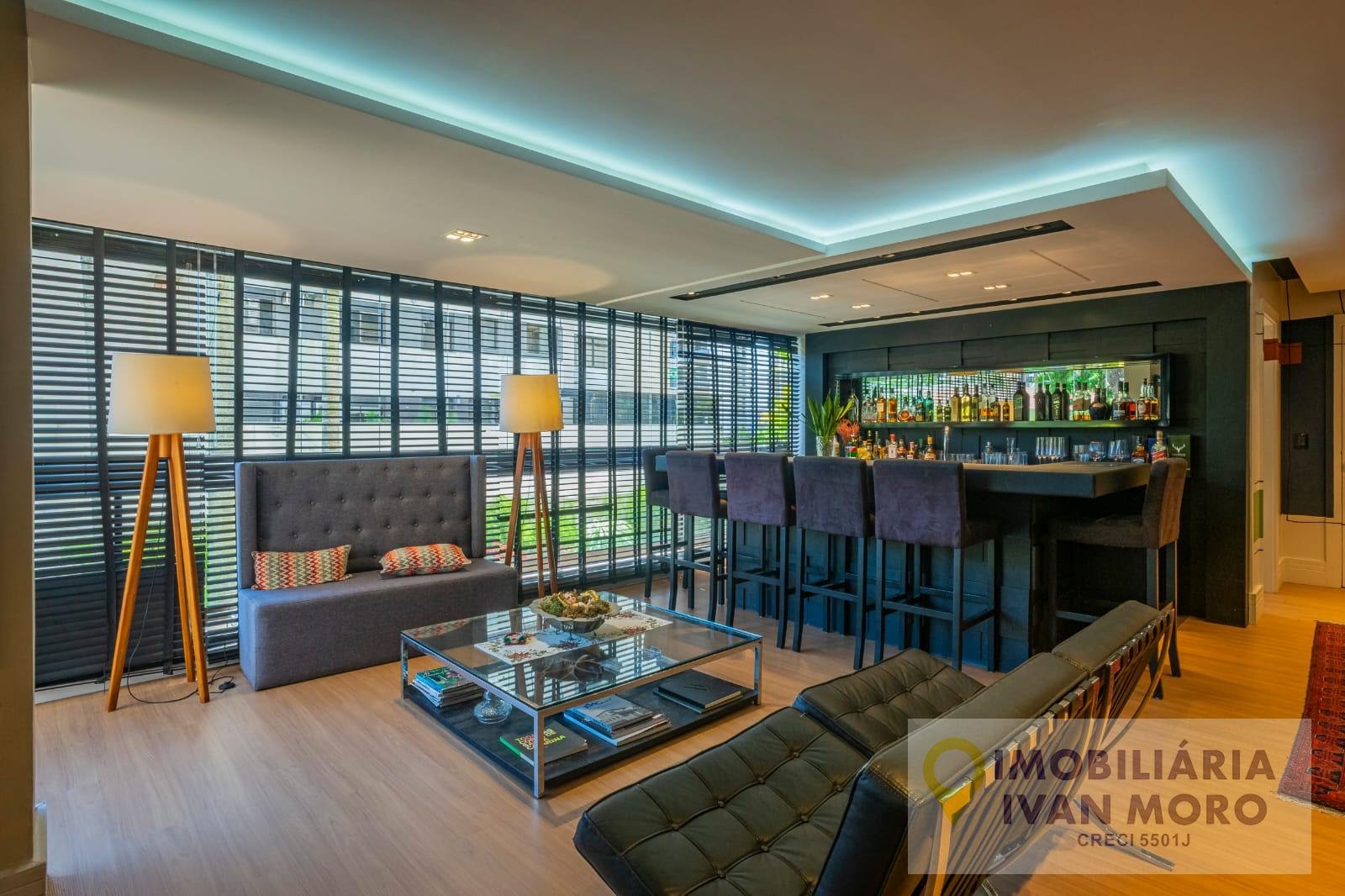 Apartamento à venda com 4 quartos, 2 suítes, 3 vagas e 325m² no Centro, Florianópolis (SC) — foto 7 de 30
