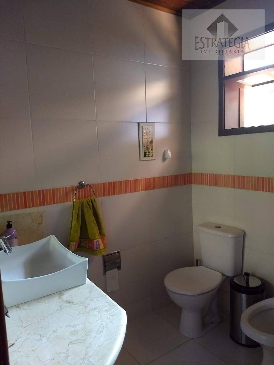 Casa à venda com 4 quartos, 1 suíte, 5 vagas e 280m² no Itaipava, Petrópolis (RJ) — foto 7 de 21