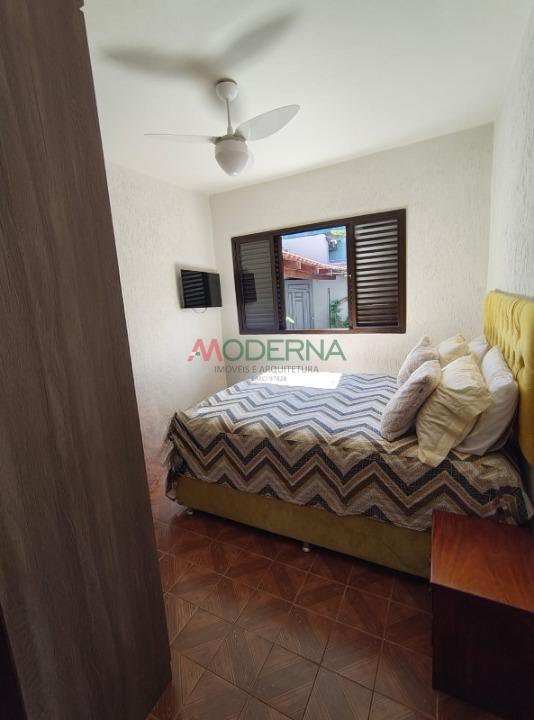 Casa à venda com 4 quartos, 1 suíte, 2 vagas e 208m² no Piraporinha, Diadema (SP) — foto 10 de 30