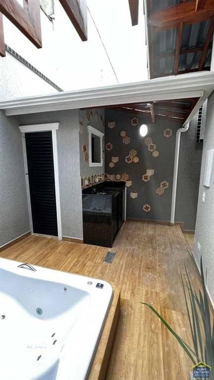 Casa à venda com 3 quartos, 2 suítes, 2 vagas e 115m² no Vilamar, Praia Grande (SP) — foto 2 de 18