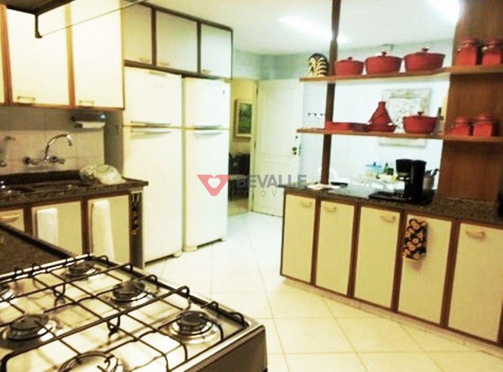 Apartamento à venda com 3 quartos, 5 banheiros, 1 vaga e 245m² no Copacabana, Rio de Janeiro (RJ) — foto 25 de 30