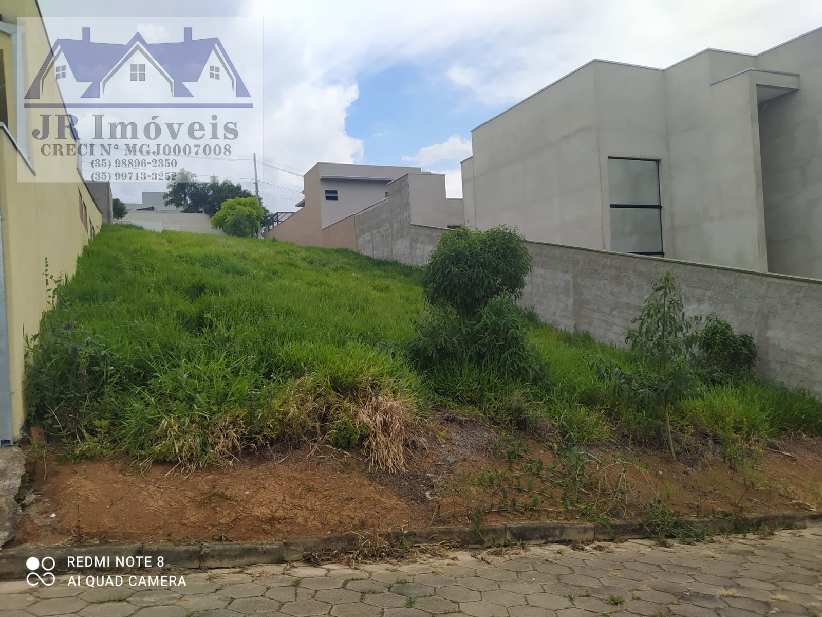 Terreno à venda com 300m² de terreno no Bairro Laje, Piranguinho (MG) — foto 2 de 5