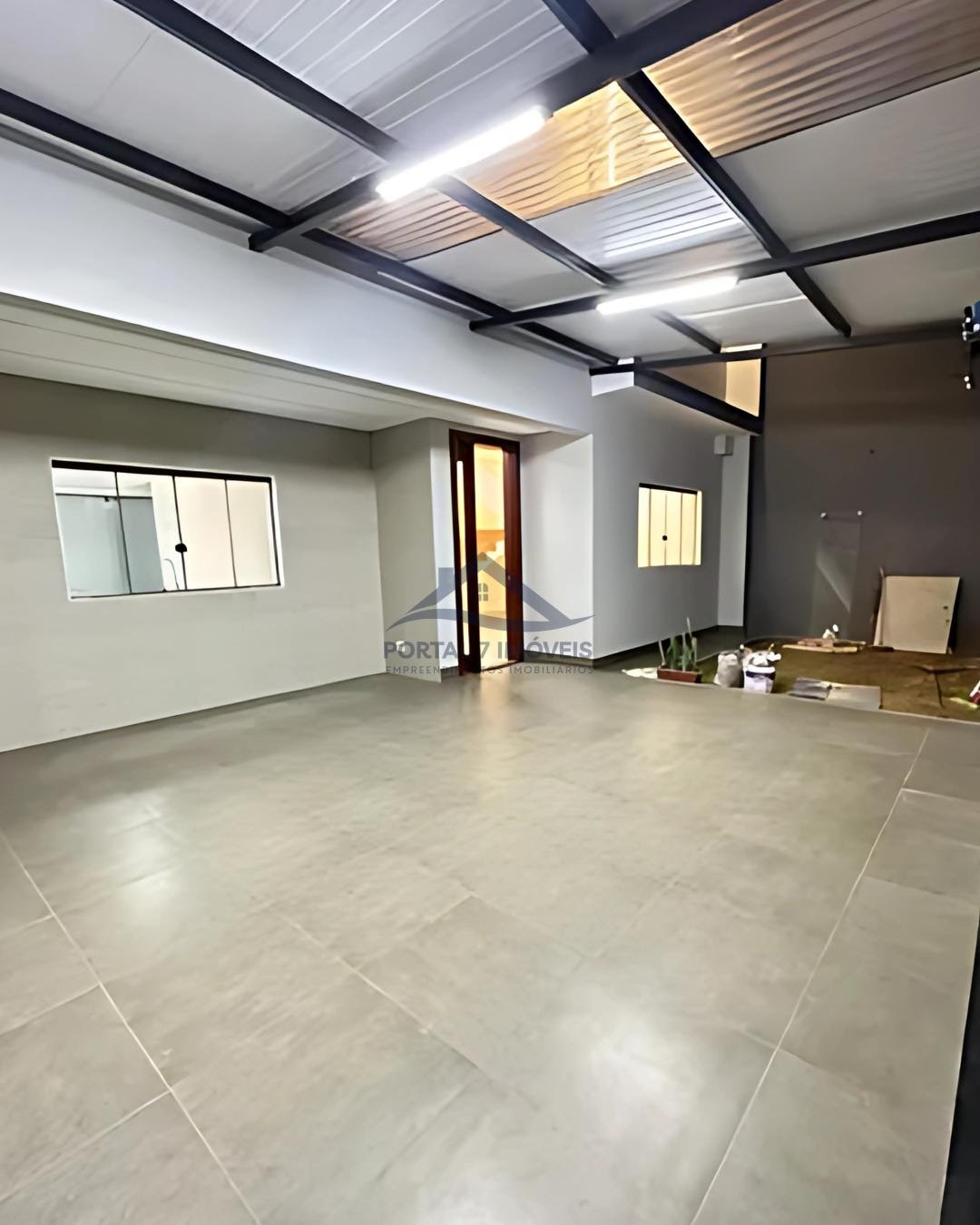 Casa à venda com 4 quartos, 2 suítes, 2 vagas e 263m² no Jardim Arizona, Sete Lagoas (MG) — foto 3 de 19