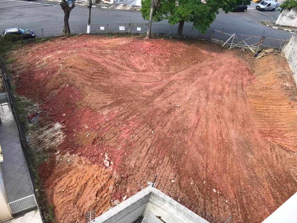 Terreno à venda com 637m² de terreno no Jardim Rincão, Arujá — foto principal