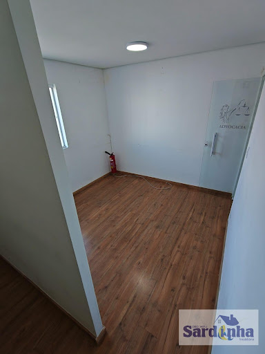 Sala Comercial para Locação em Taboão da Serra - 40m²