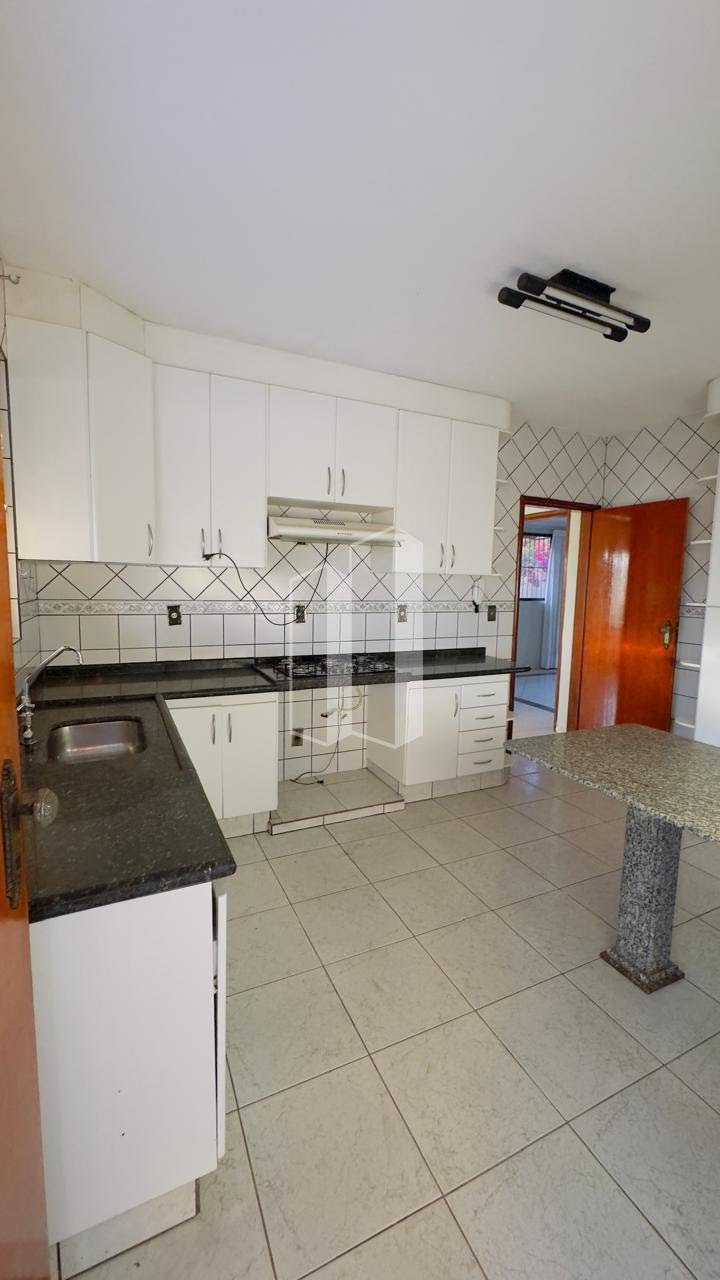 Casa, 4 quartos, 253 m² - Foto 31