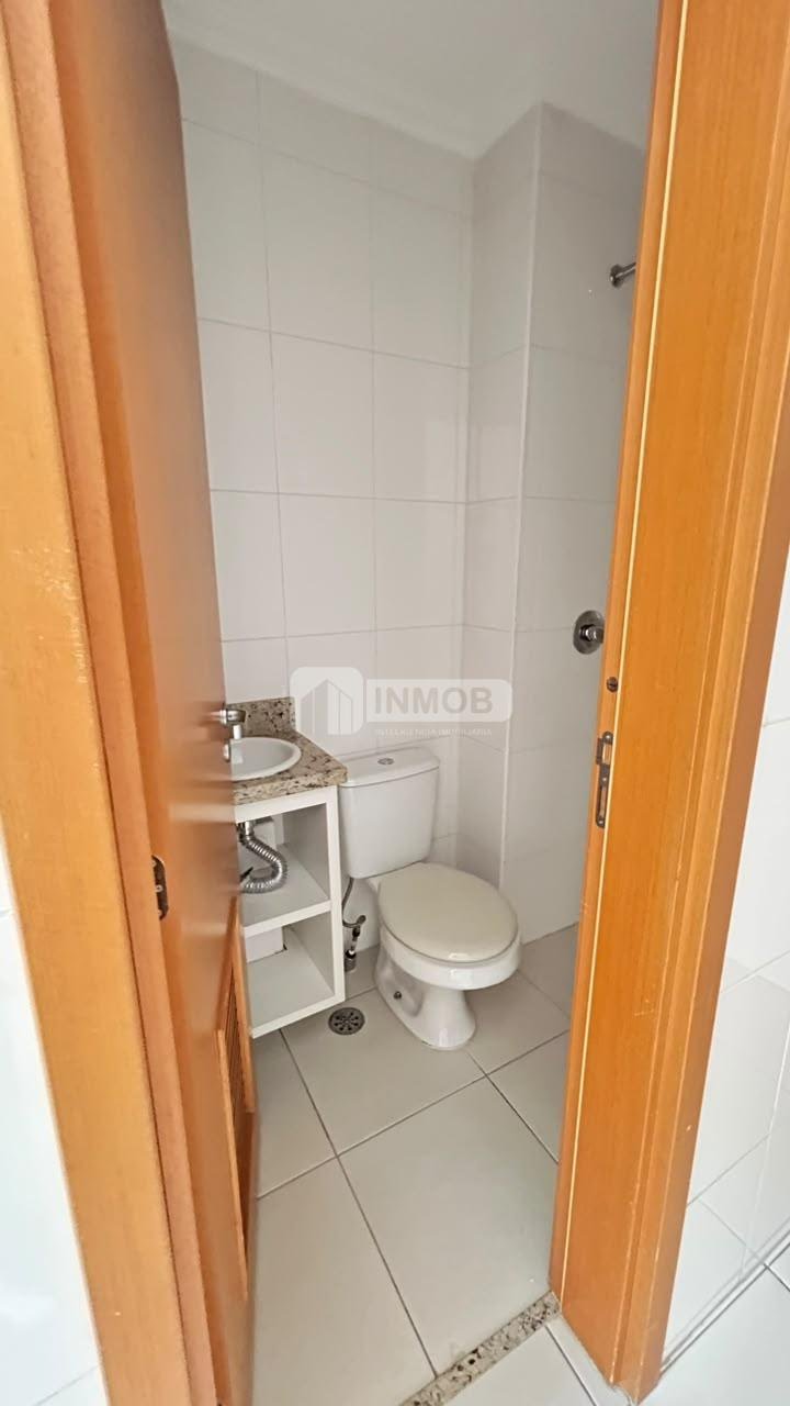 Apartamento para alugar com 4 quartos, 2 suítes, 2 vagas e 155m² no Vila Edmundo, Taubaté (SP) — foto 17 de 30