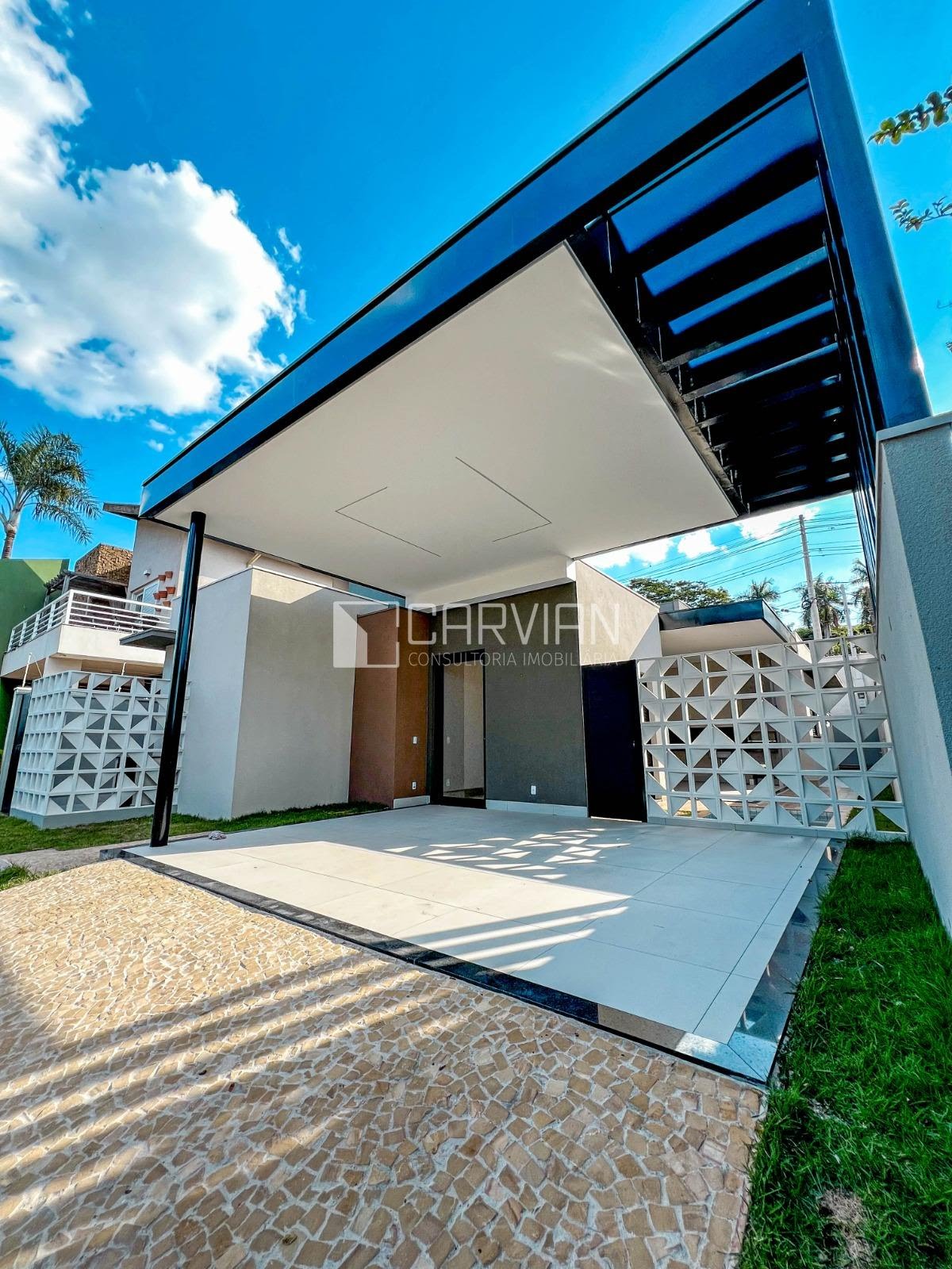 Casa à venda com 3 quartos, 4 banheiros, 4 vagas e 186m² no Royal Park, Ribeirão Preto — foto principal