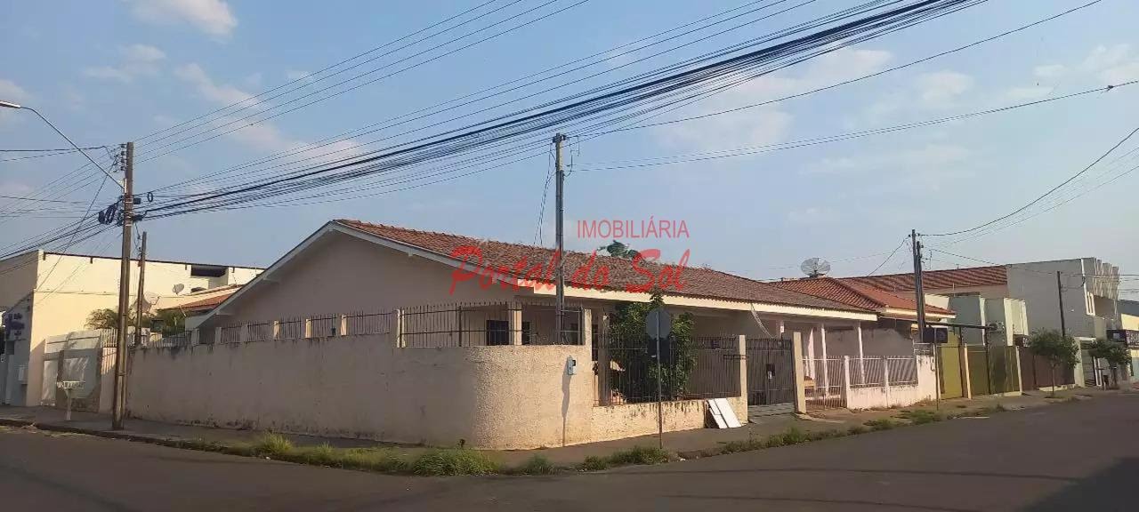 Casa à venda com 3 quartos, 1 banheiro, 1 vaga e 131m² no Centro, Santo Antônio da Platina (PR) — foto 2 de 7